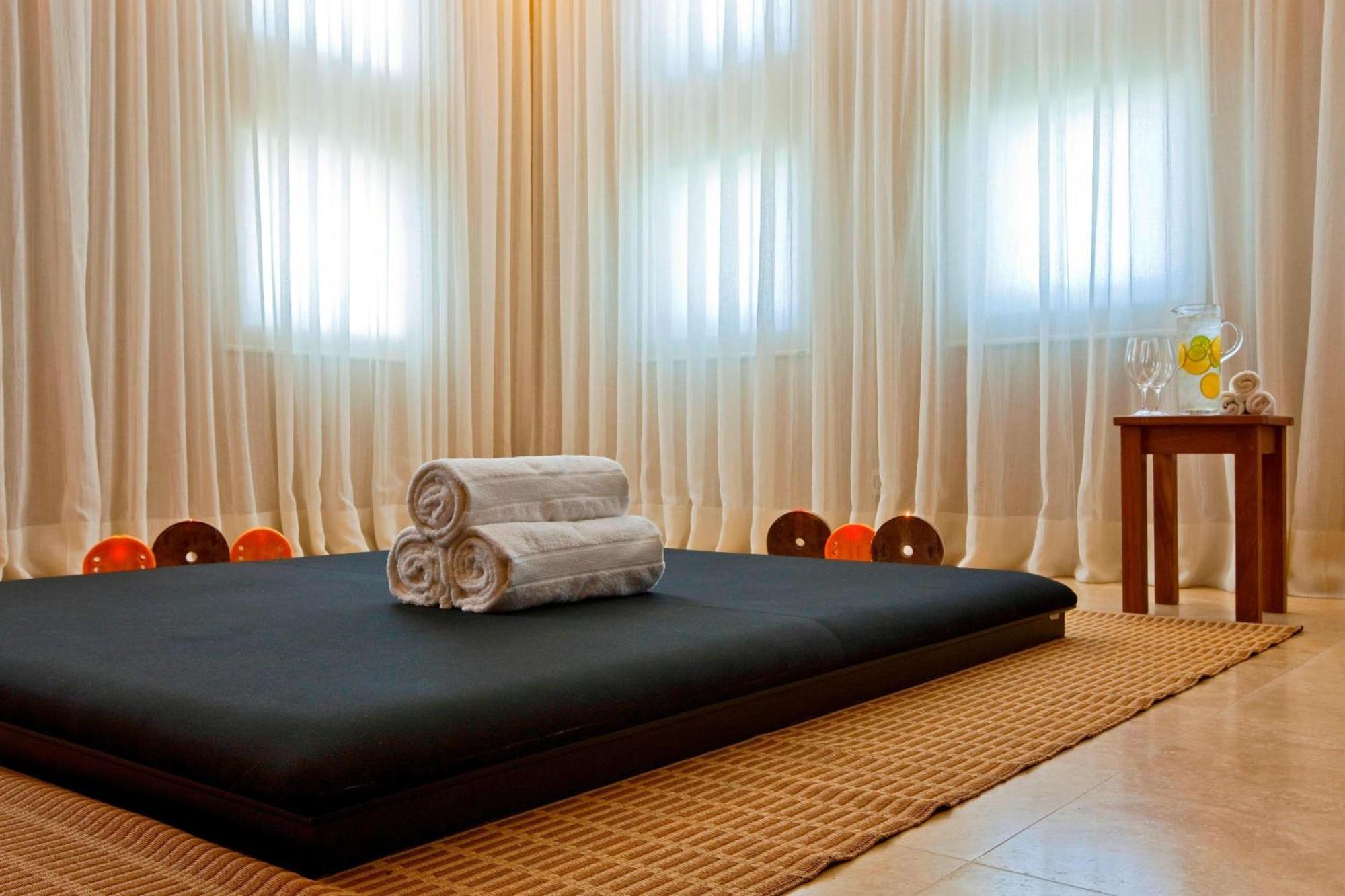 Hotel Paracas, A Luxury Collection Resort, Paracas Exterior photo A futon